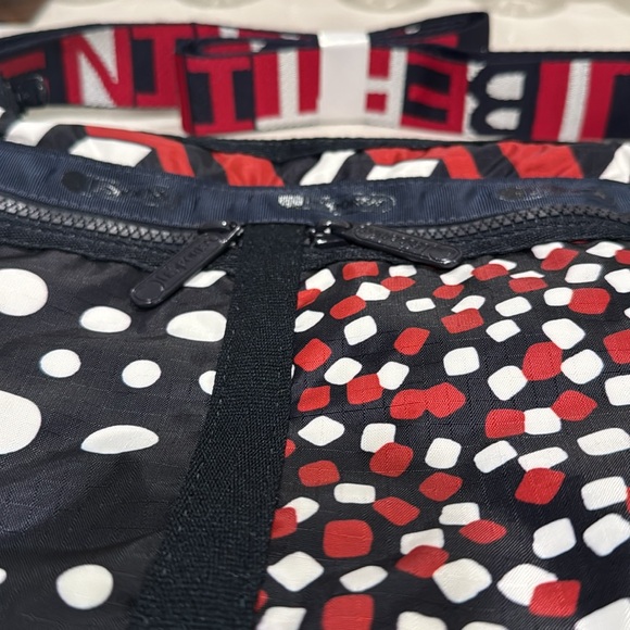 LeSportSac x Libertine DELUXE EVERYDAY BAG - Picture 6 of 7